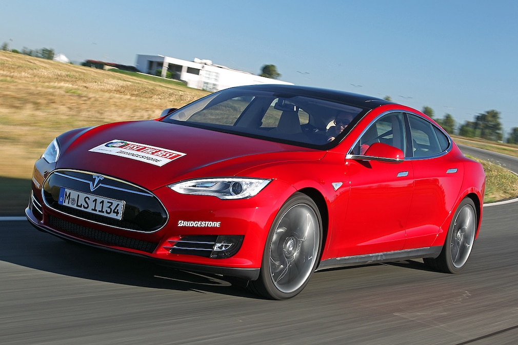 Tesla Model S 85+