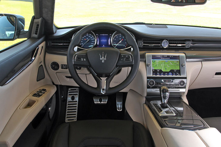 Maserati Quattroporte