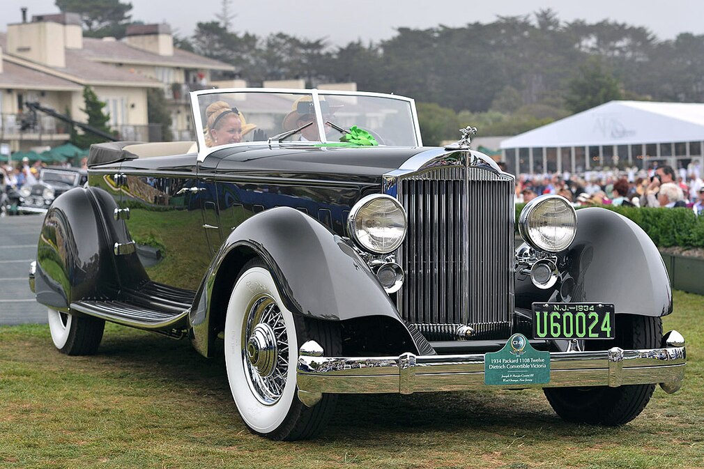 Der Gesamtsieger 1934 Packard 1108 Twelve Dietrich Convertible Victoria mit Zwölfzylinder-Motor
