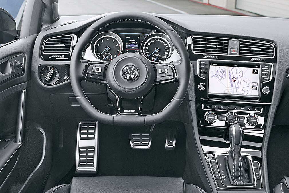 VW Golf R