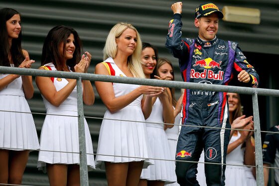 Sebastian Vettel bei der Siegerehrung zum Großen Preis von Belgien