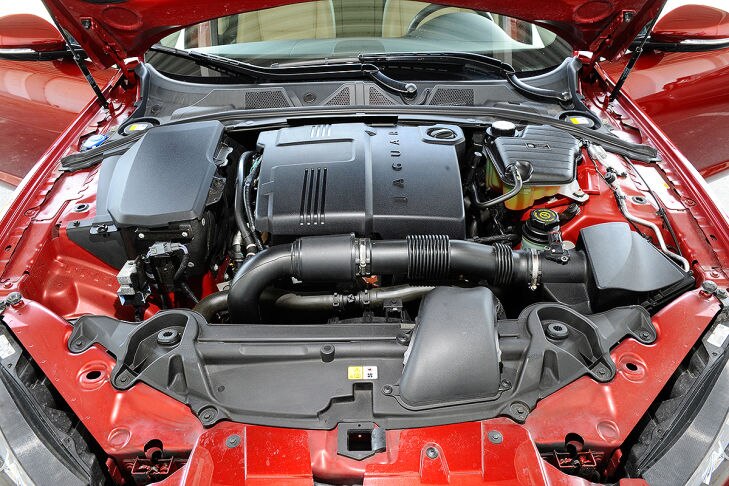 Jaguar XF