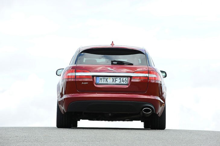 Jaguar XF