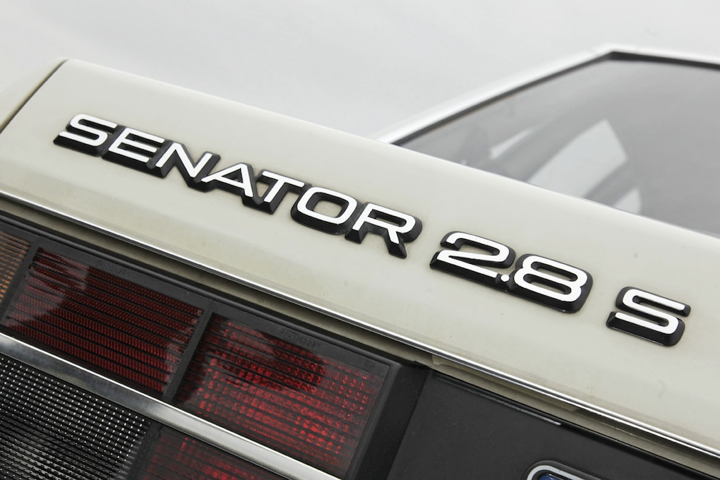 Opel Senator 2.8S