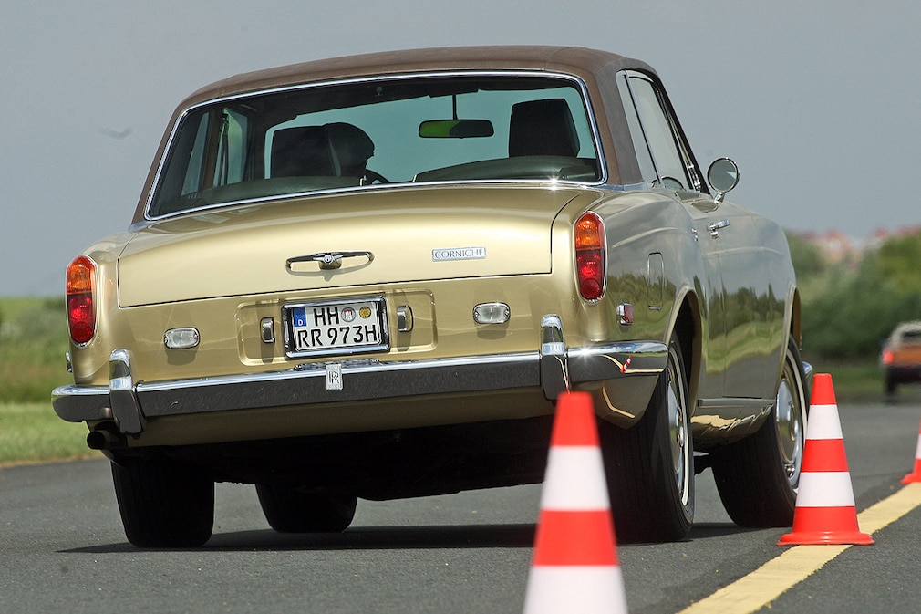 Rolls-Royce Corniche Two Door Saloon