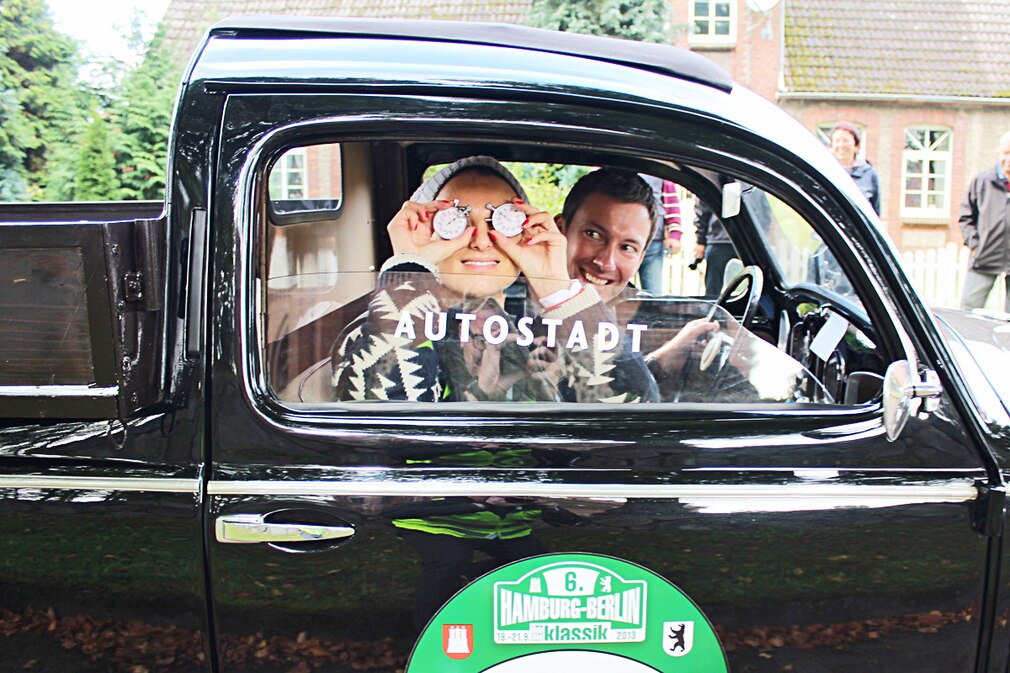 15 … immer eine zweite Stoppuhr zur Hand. Damit hatte Schauspielerin Mimi Fiedler besten Durchblick! Die Dame vom Stuttgarter Tatort war bestens vorbereitet.