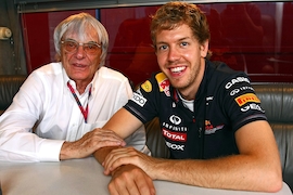 Bernie Ecclestone (links) mit Sebastian Vettel