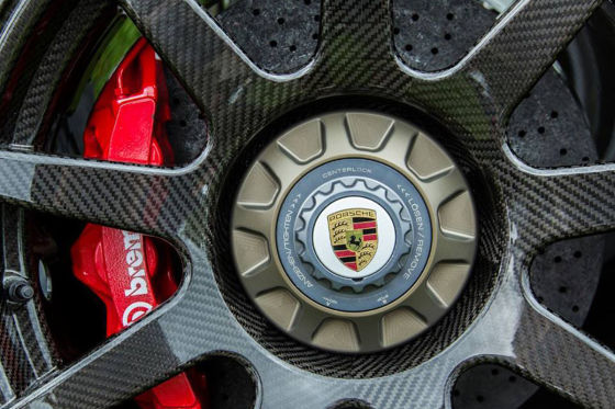 CR-9 Carbonrad mit Zentralverschluß für Porsche