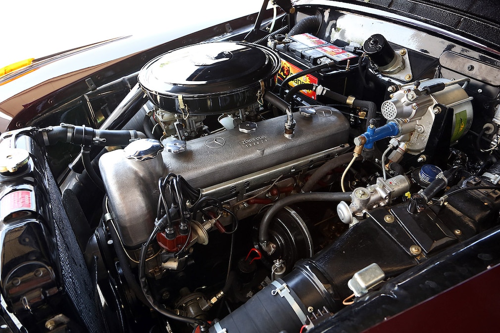 Mercedes 220 S Cabrio