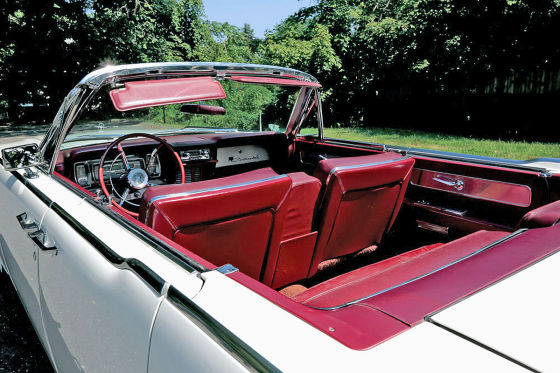 Lincoln Continental Cabrio rote Ledersitze