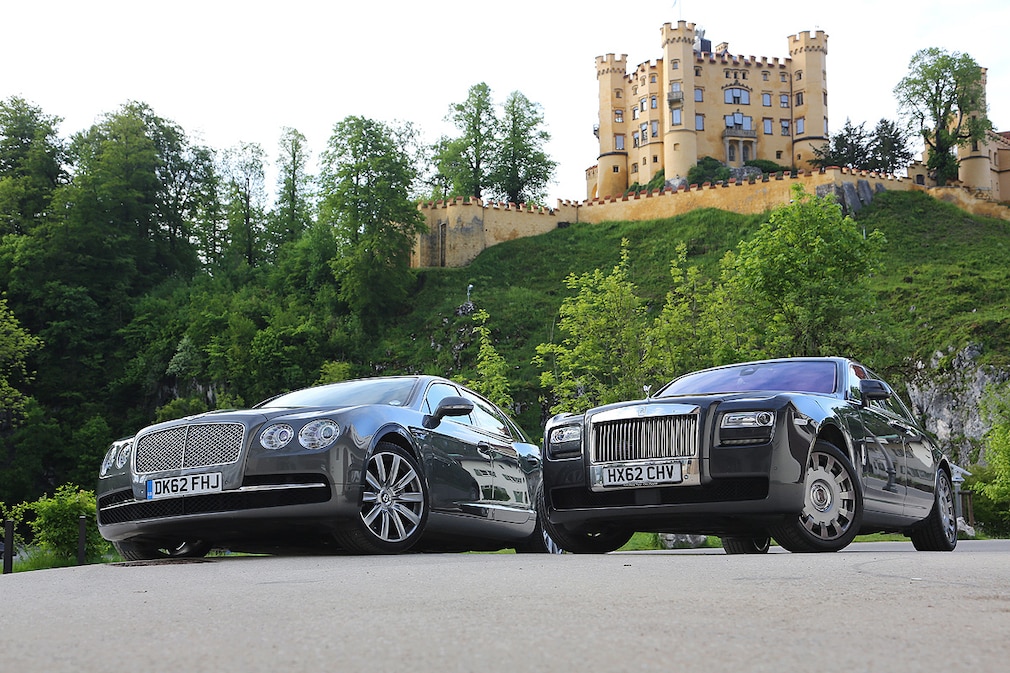 Bentley New Flying Spur_Rolls-Royce Ghost