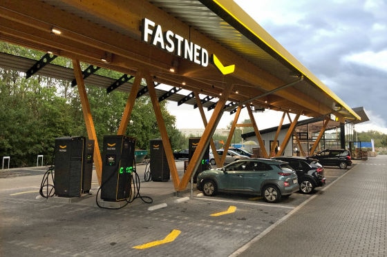 Fastned quick charging station