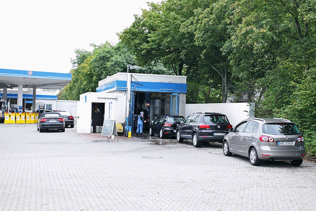 Die sauberste Portalanlage ist in Wolfsburg. Sie hat gewonnen, weil dort eine manuelle Vorwäsche dabei ist.