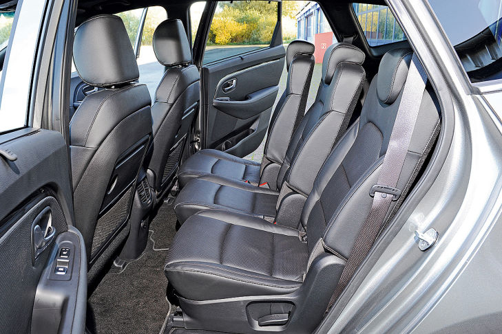 Kia Carens