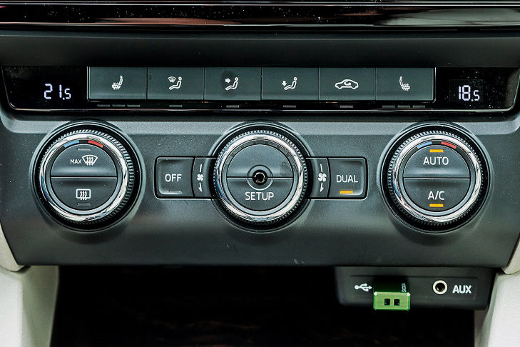 Skoda Octavia: Zweizonen-Klimaautomatik