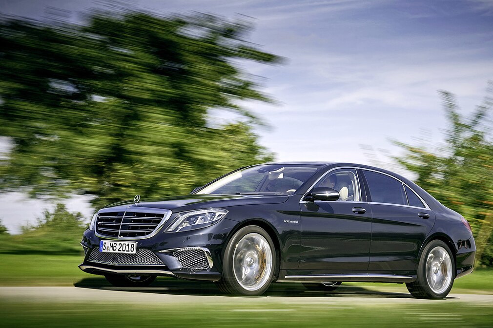 Mercedes S 65 AMG Fahrend