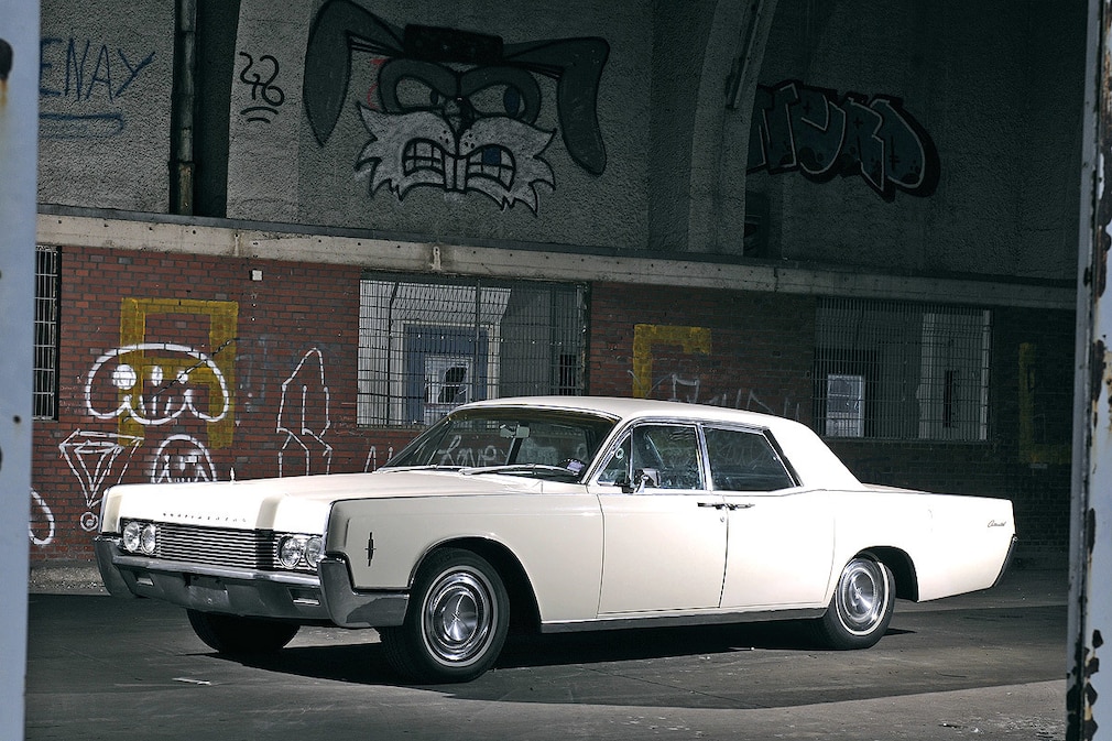 Lincoln Continental 1966