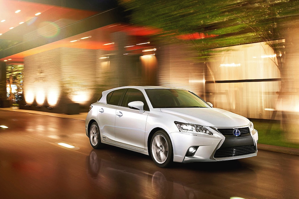 Lexus CT 200h