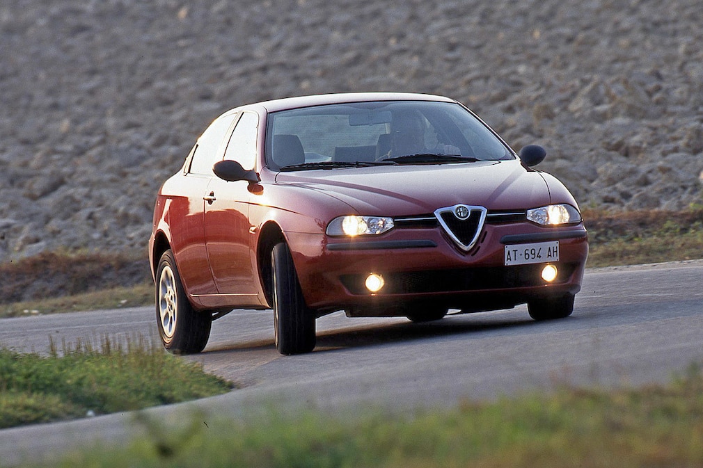 Alfa Romeo 156