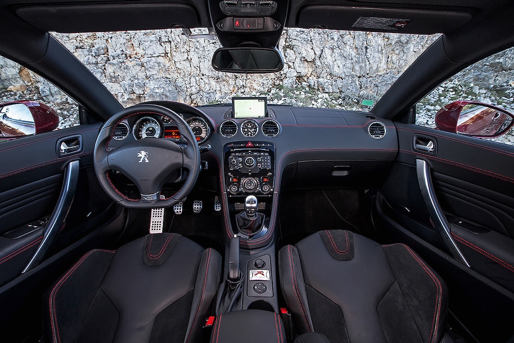 Peugeot RCZ-R