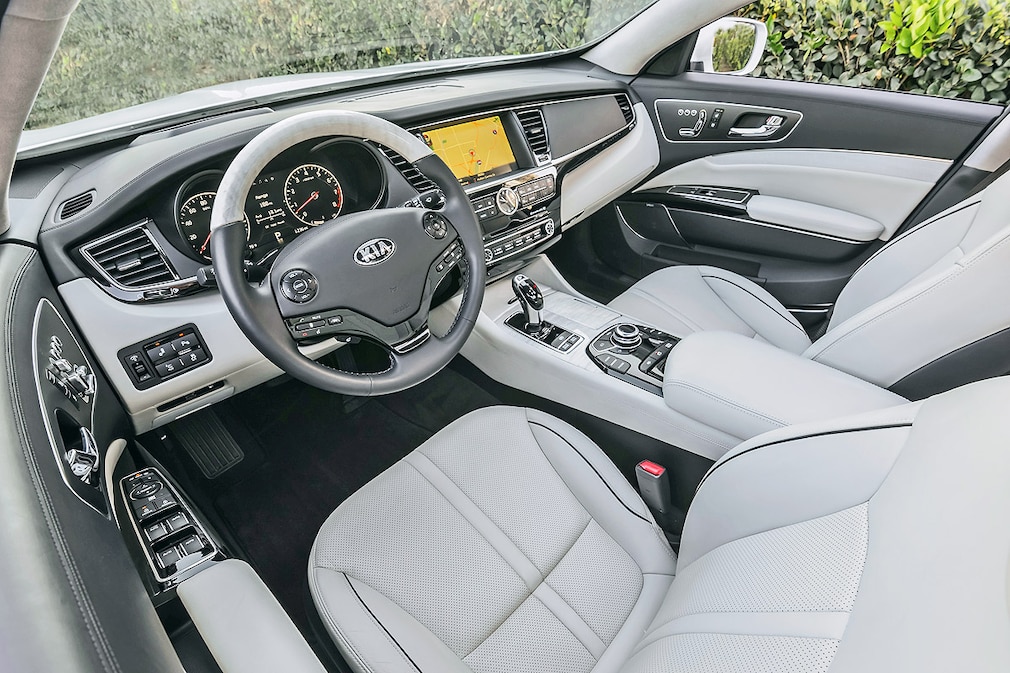Kia K900