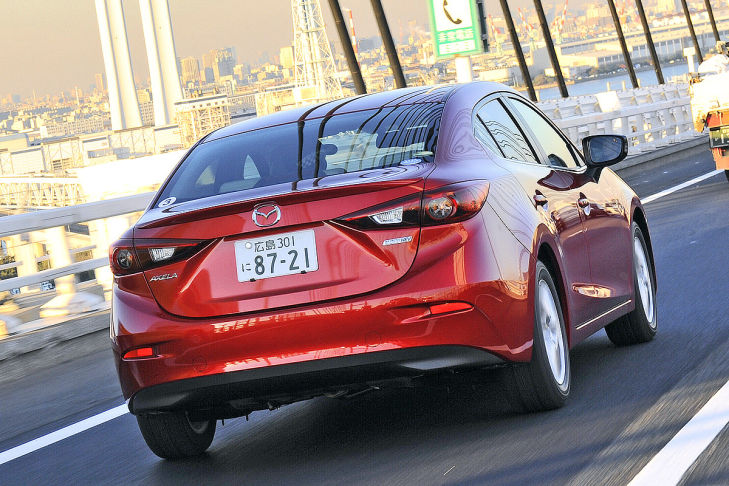 Mazda3 Hybrid mit Prius-Technik