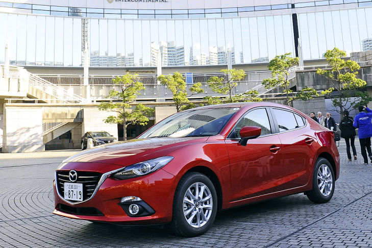 Mazda3 Hybrid rot