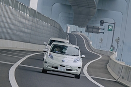 Nissan Leaf fährt in Japan autonom