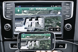 Volkswagen stellt volle Konnektivität zwischen Smartphone und Fahrzeug her