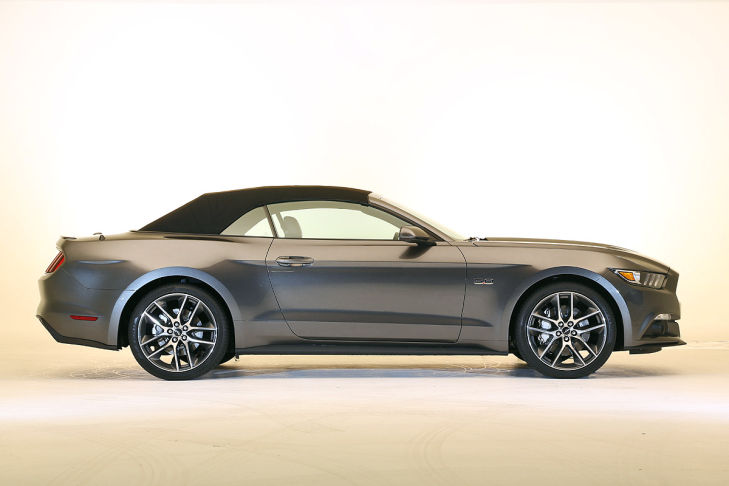 Ford Mustang Cabrio (2014)