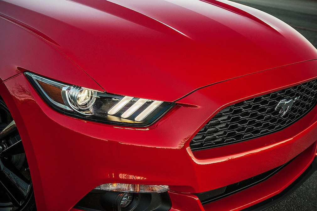 Ford Mustang Scheinwerfer