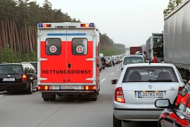 Rettungsgasse auf einer Autobahn