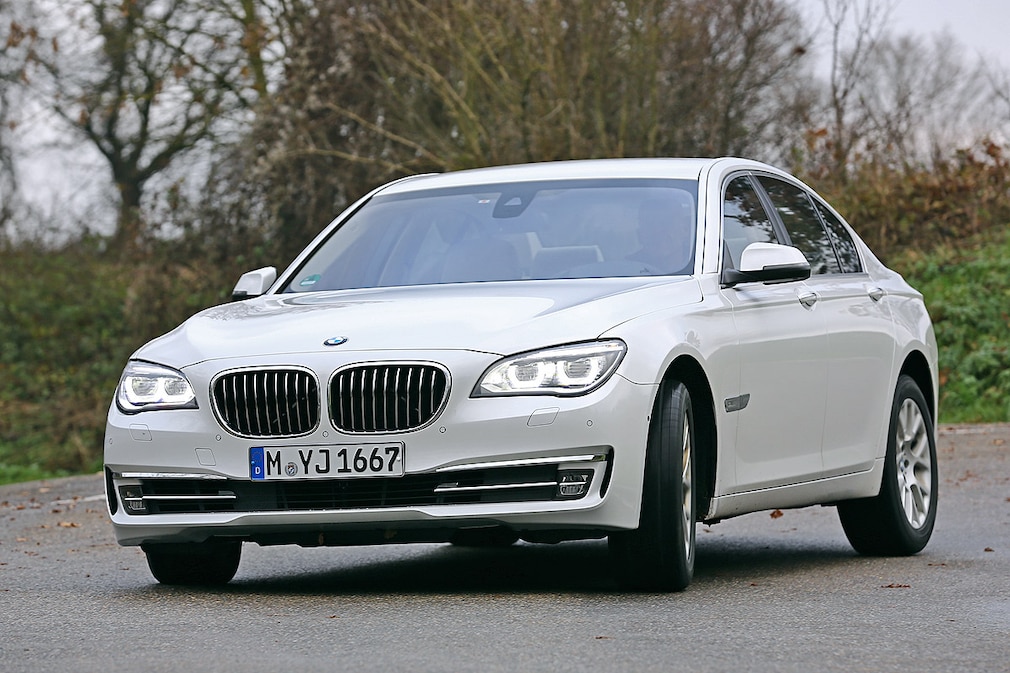 BMW 750i