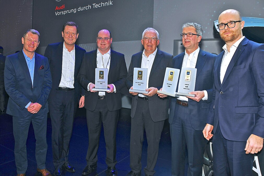 v.l. Tomas Hirschberger (Chefredaktion Auto Bild) Dr. Hans Hamer (Verlagsgeschäftsführer ) Ricky Hudi (Leiter der Entwicklung Elektronik und Elektrik Audi AG) Professor Dr.-Ing. Ulrich Hackenberg (Vorstand der AUDI AG) Rupert Stadler (Vorstandsvorsitzender der AUDI AG) Axel Telzerow (Chefredakteur Computer Bild )