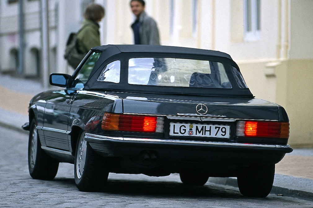 Mercedes 300 SL R107