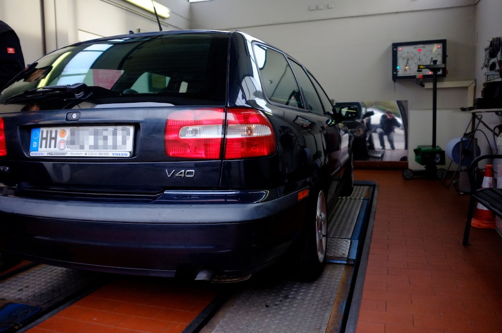 Volvo V40