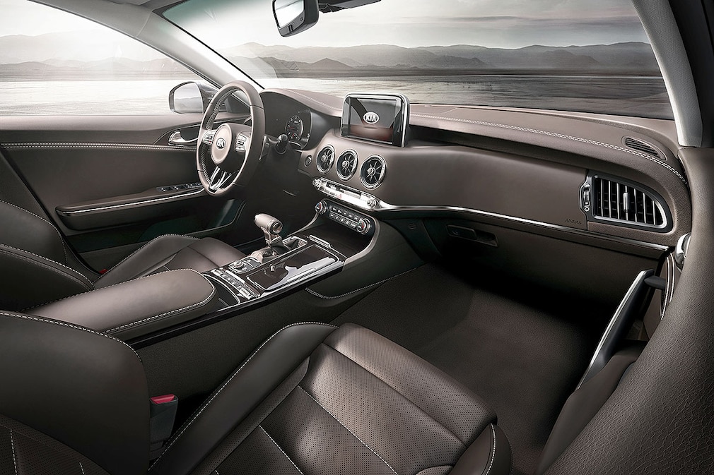 Kia Stinger !! Sperrfrist 09. Januar 2017 02:00 Uhr !!