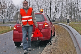 Panne, Autofahrer mit Warnweste