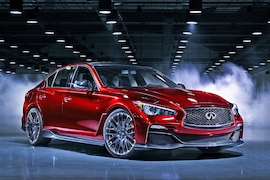 Infiniti Q50 Eau Rouge Konzeptfahrzeug