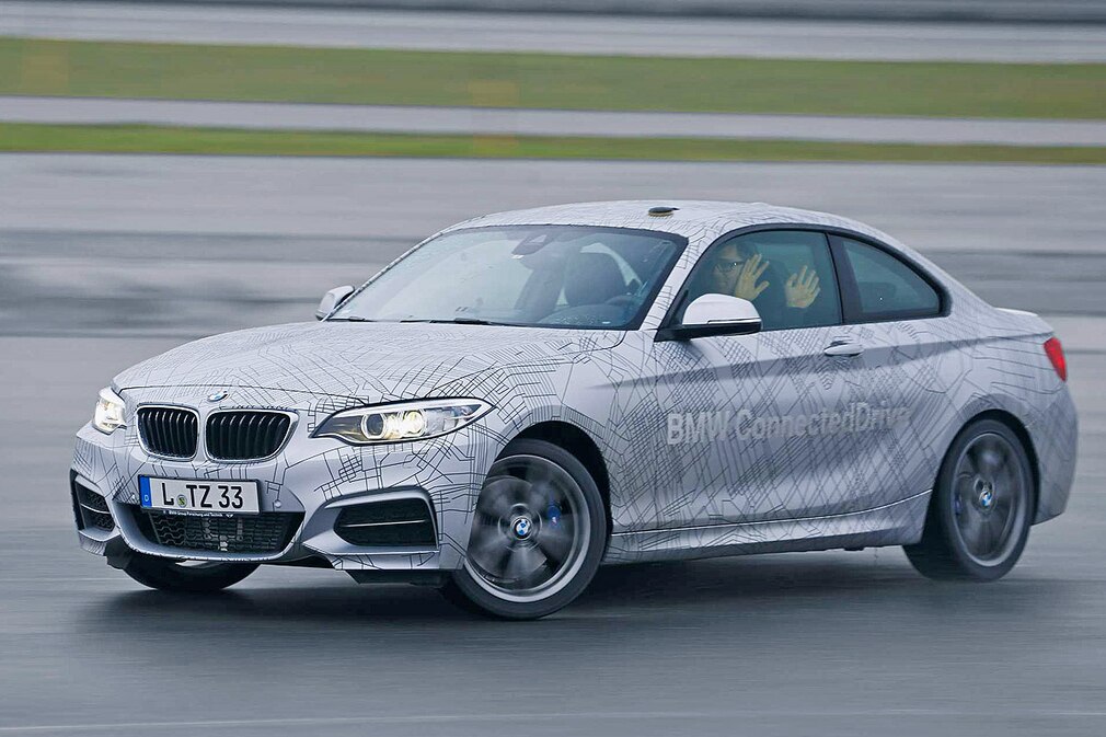 BMW ConnectedDrive Erhöhte Sicherheit und Präzision im Grenzbereich durch hochautomatisiertes Fahren
