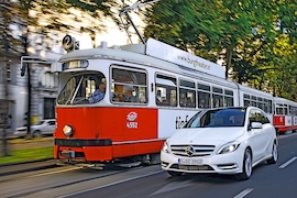 E-Autos sollen an Oberleitungen tanken