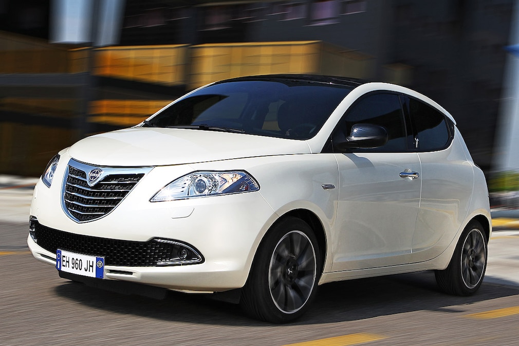 Lancia Ypsilon