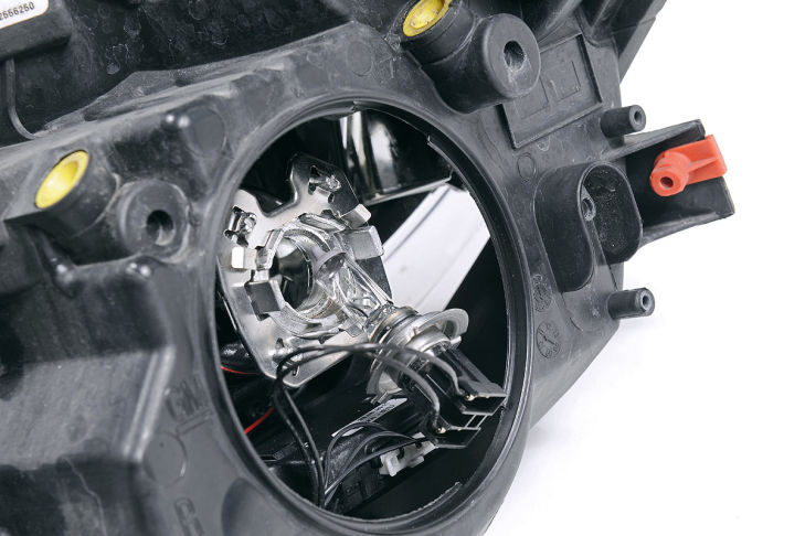 Opel Meriva B: Scheinwerfer-Glühlampe