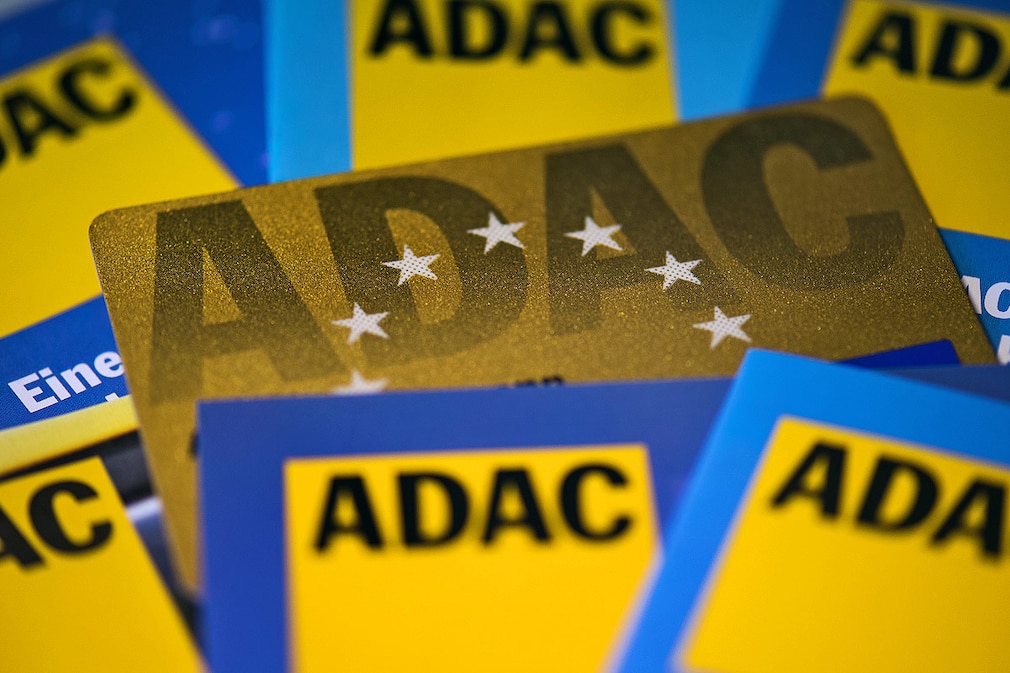 Broschüren des ADAC