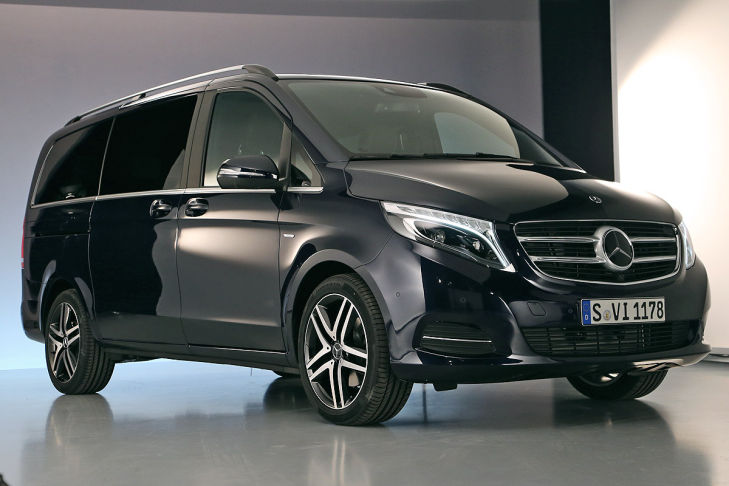 Die erste Sitzprobe in der neuen Mercedes V-Klasse