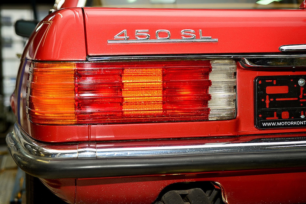 Mercedes SL R 107