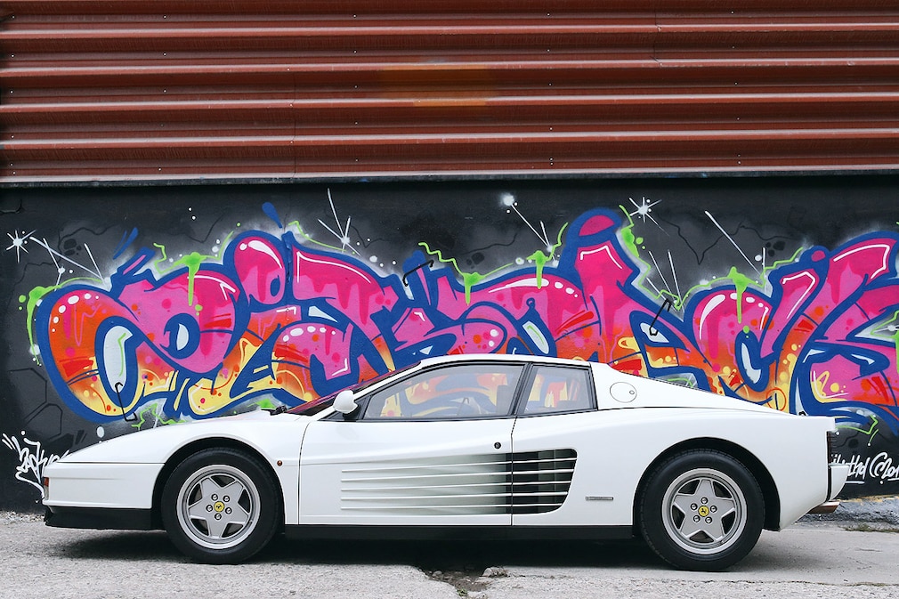 Ferrari Testarossa (1984)