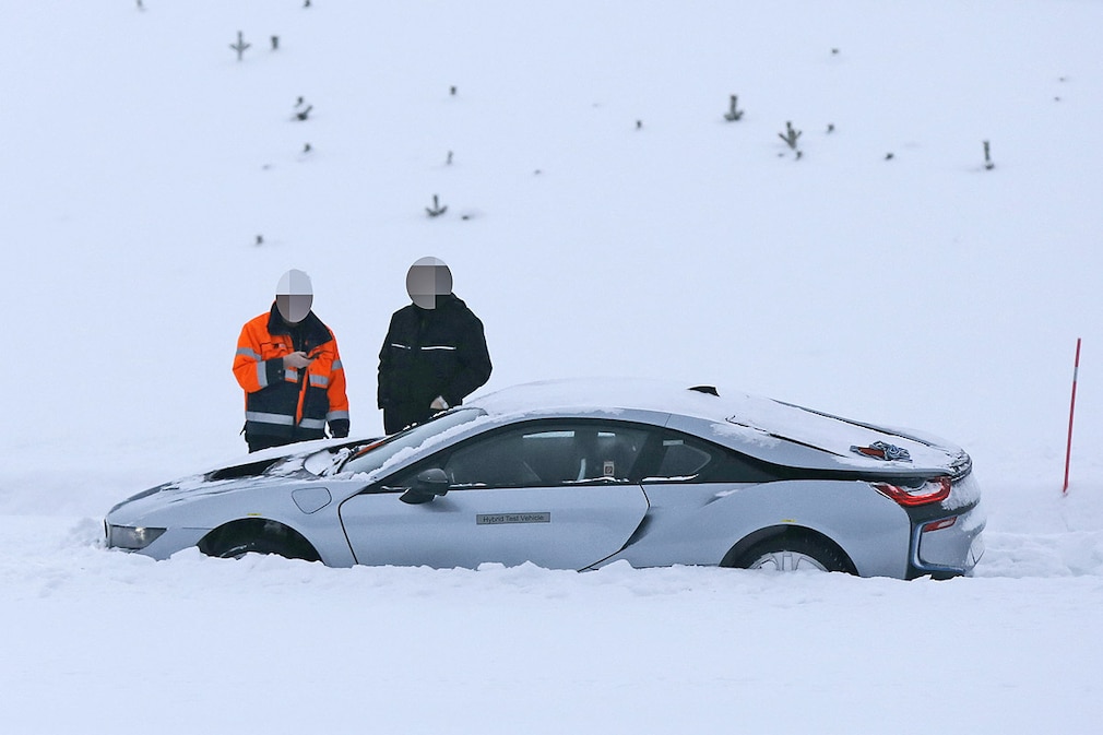 Erlkönig BMW i8