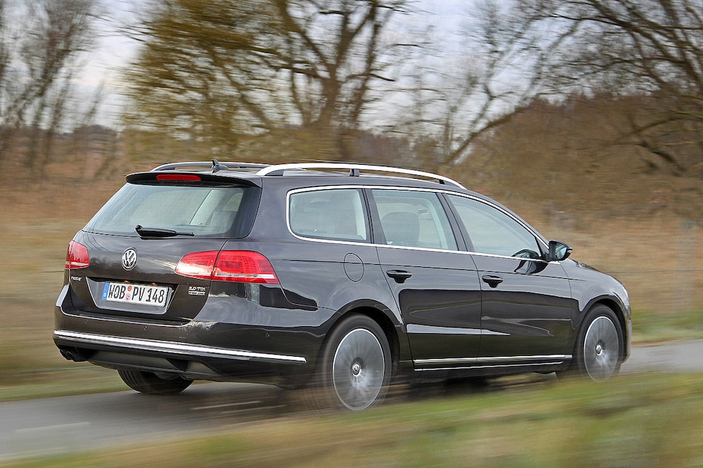 VW Passat Variant Blue TDI