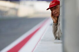 Niki Lauda grübelt: Wie schnell wäre Mercedes mit Supersoft?